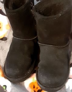 Bear paws. Black toddler sz.9